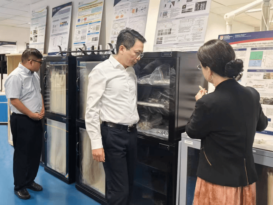 1762997586953650.gif 1762997586953650.gif