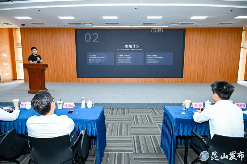 2-s.jpg